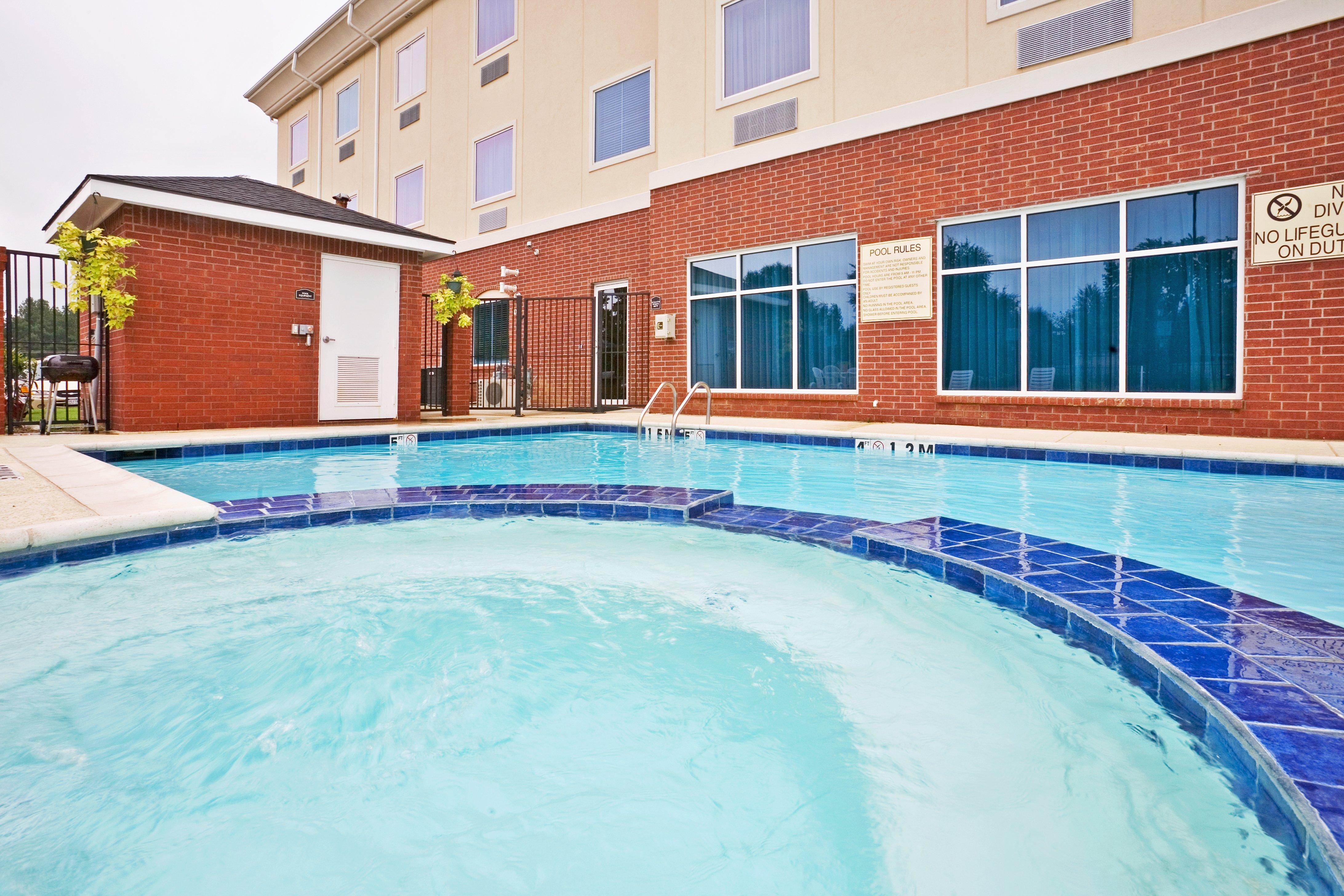Holiday Inn Express Hotel & Suites New Boston By Ihg Exteriör bild
