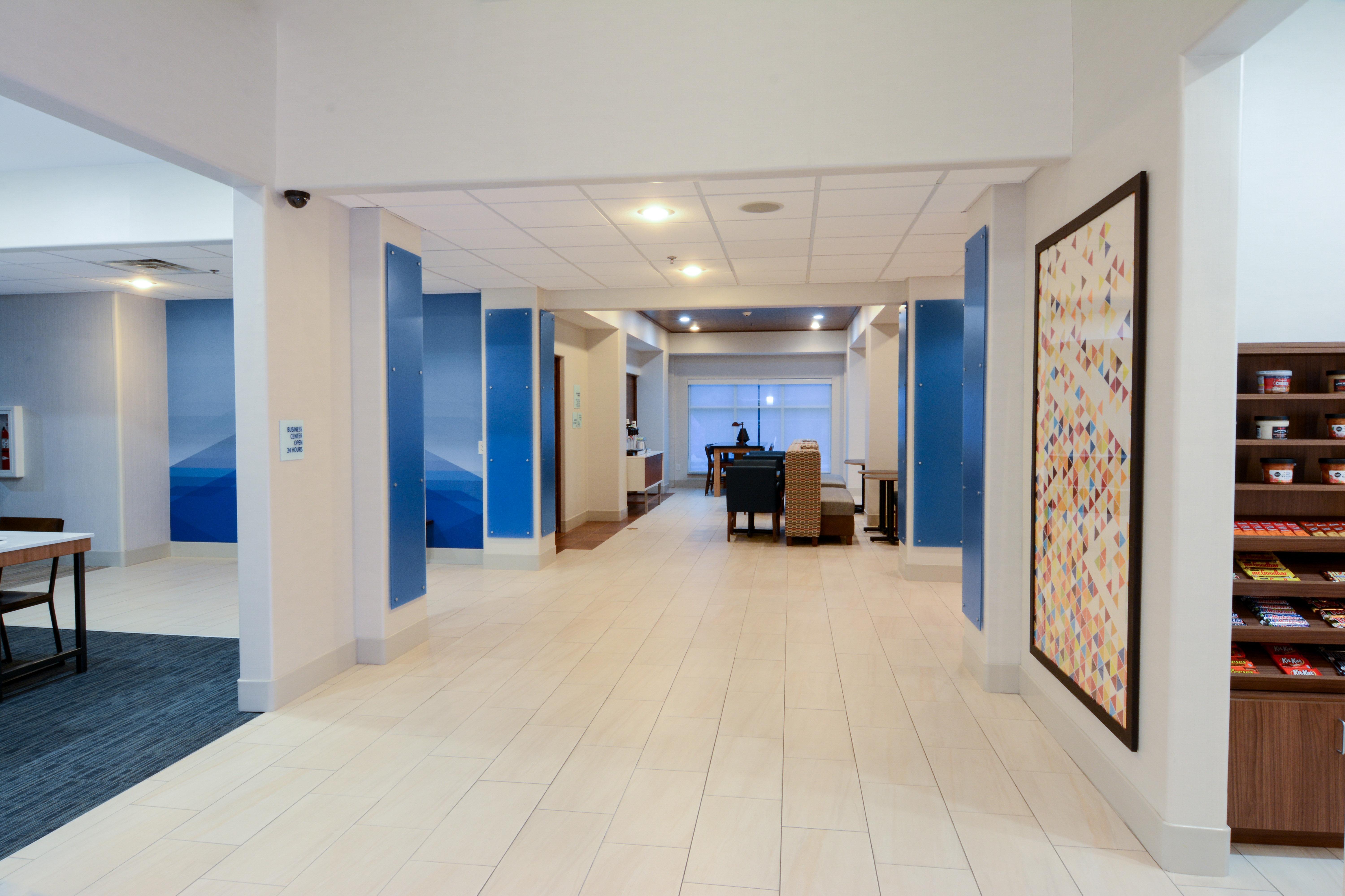 Holiday Inn Express Hotel & Suites New Boston By Ihg Exteriör bild