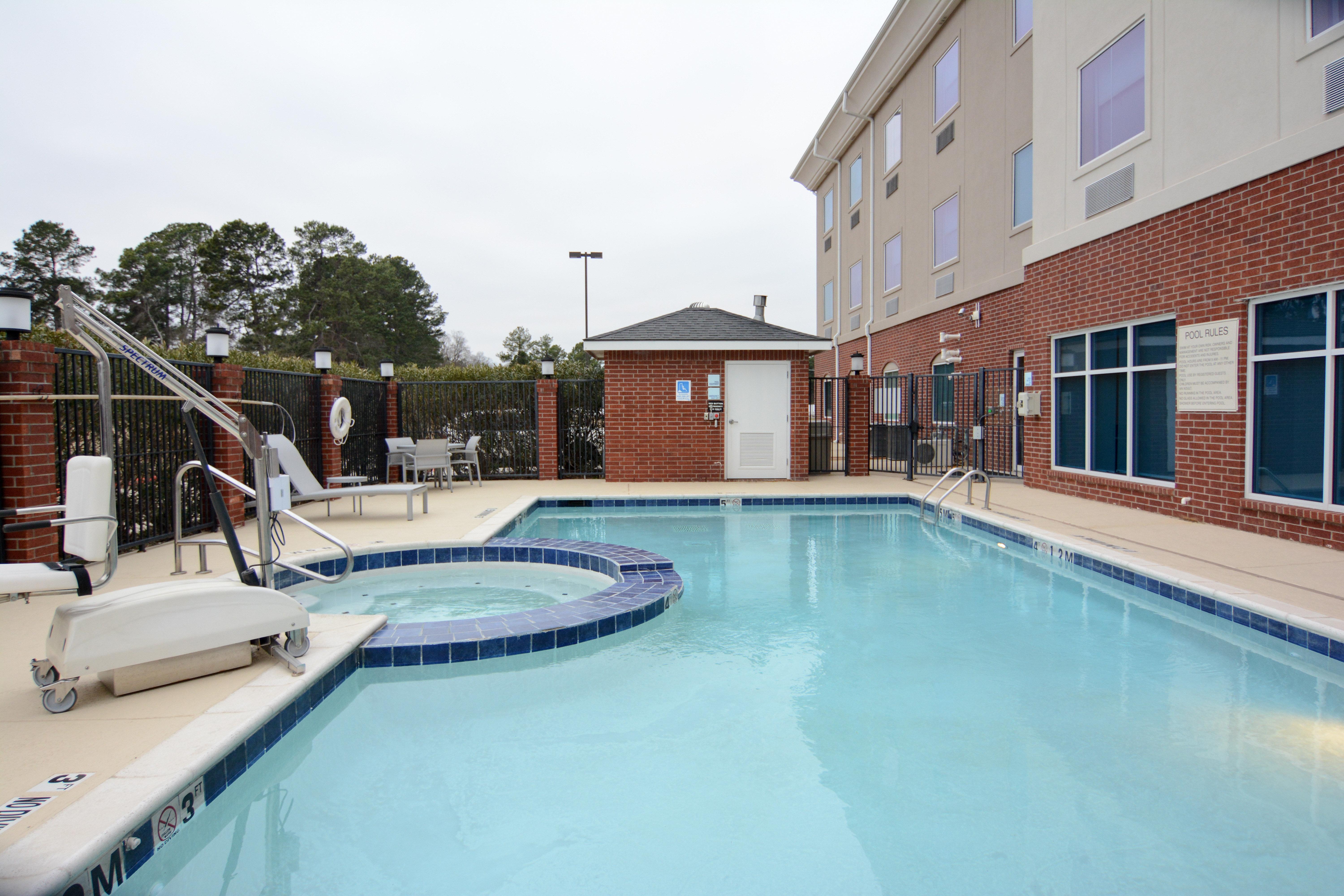 Holiday Inn Express Hotel & Suites New Boston By Ihg Exteriör bild