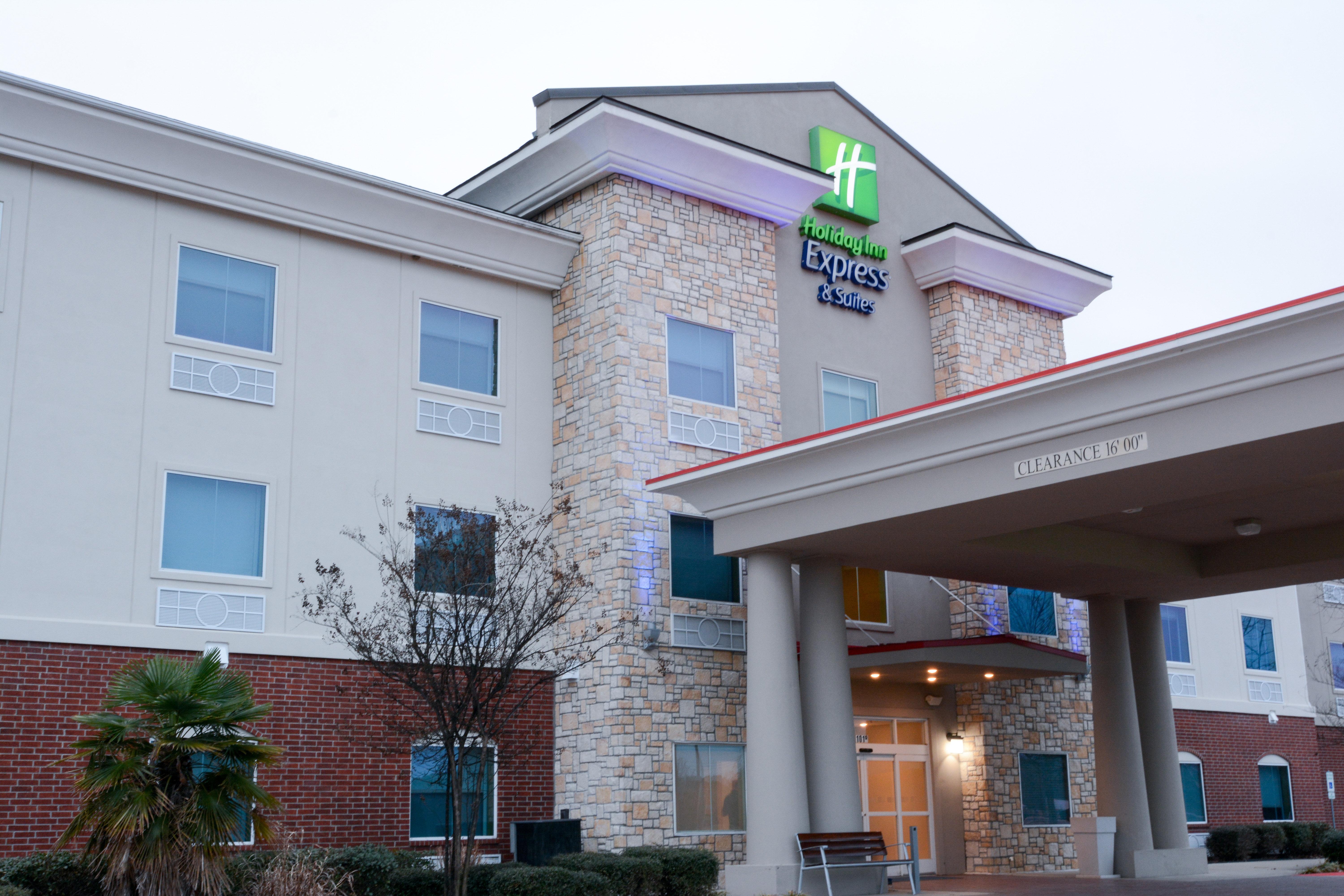 Holiday Inn Express Hotel & Suites New Boston By Ihg Exteriör bild